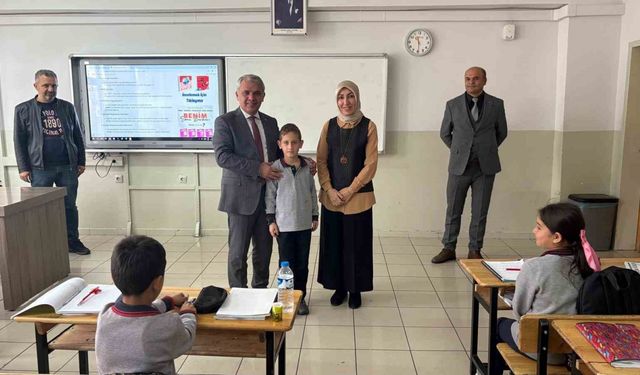 Hayat kurtaran öğretmene tebrik ziyareti