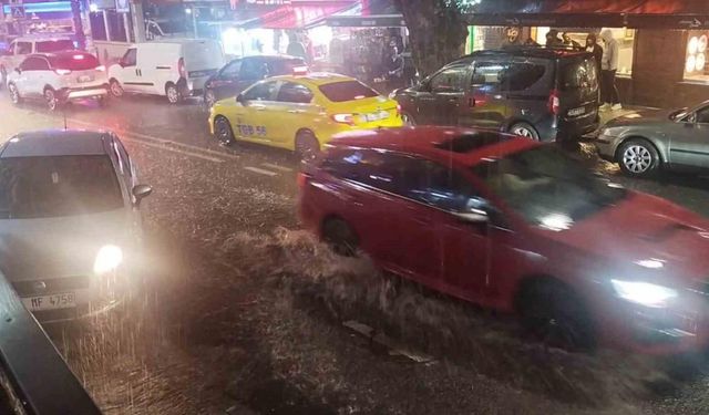 İstanbul’da beklenen yağış başladı