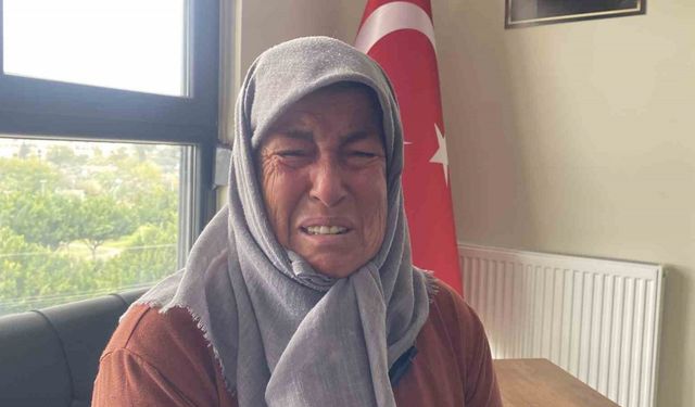 Oğlu bıçaklanarak öldürülen anne gözyaşları içinde adalet istedi: "Tarla gibi yapmış oğlumu"