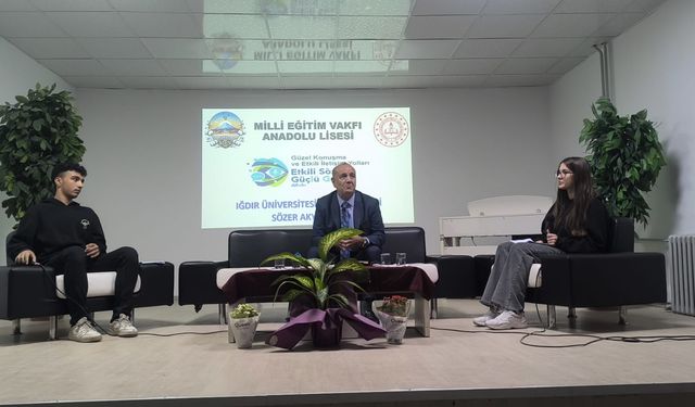 MEV Anadolu Lisesi’nde Sözer Akyıldırım’dan “Güzel Konuşma ve Etkili İletişim” Eğitimi