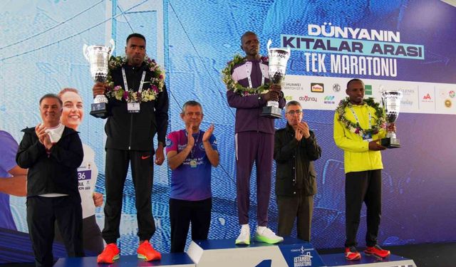 47. İstanbul Maratonu’nda kazananlar ödüllerini aldı