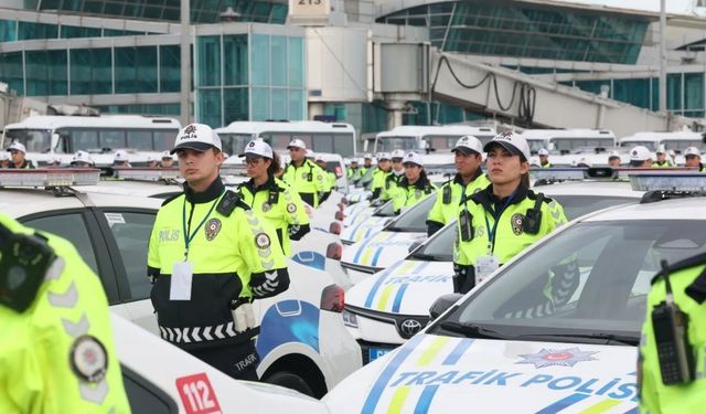 Erzurum’da polis ve jandarmaya 74 araç takviyesi