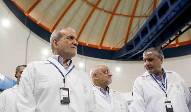 İran Cumhurbaşkanı Pezeşkiyan: "Nükleer bilimimizin kaynağı binalar değil, bilim insanlarımızdır"