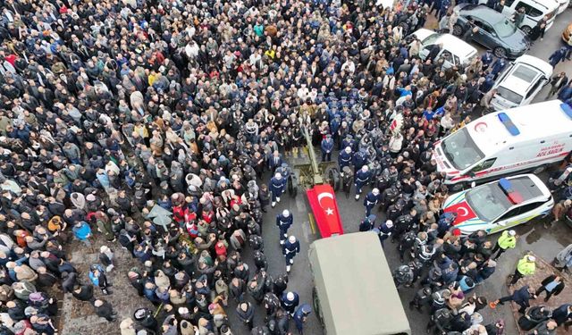 Kayserili binler, şehidini uğurladı