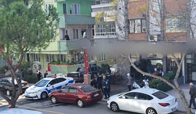 Menteşe’de alacak verecek kavgası kanlı bitti: 1’i ağır 2 yaralı