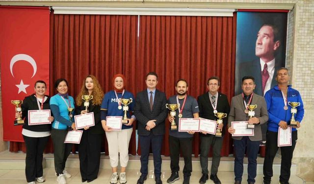Muğla’da öğretmenler arası spor turnuvalarının ödül töreni coşkuyla gerçekleşti