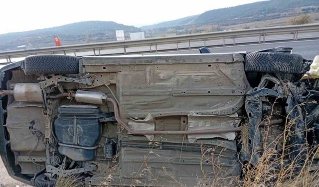 Otomobil yoldan çıktı, 1 yaralı