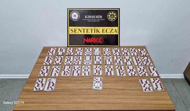 Uyuşturucu operasyonu: 527 adet sentetik hap ele geçirildi