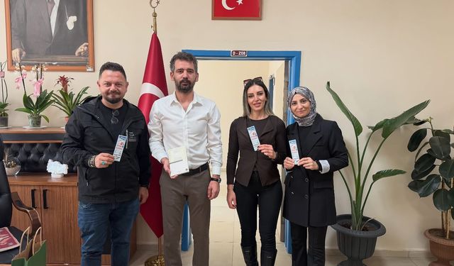 Kitap Kulübünden Başhekime Anlamlı Ziyaret