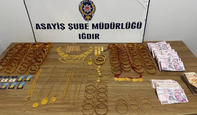 Iğdır Emniyeti’nden Dev Operasyon: Milyonluk Kuyumcu Soygunu Aynı Gün Çözüldü!