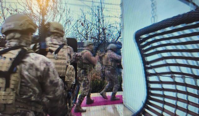 IĞDIR’DA UYUŞTURUCU TACİRLERİNE BÜYÜK DARBE: 7 GÖZALTI!