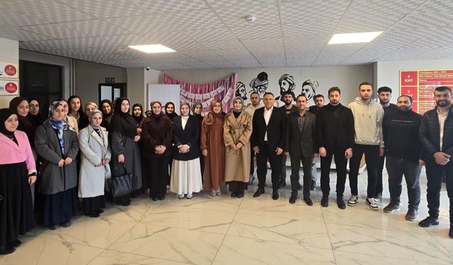 Iğdır Üniversitesi Rektörü Gürel, "Lisans Akademi" Programında Öğrencilerle Buluştu