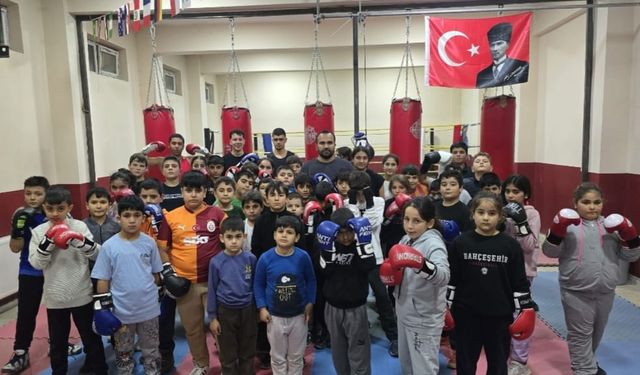 Iğdır’da Uyuşturucuya Karşı “Altın Yumruk” Darbesi: “Her Salon Bir Kaledir!”