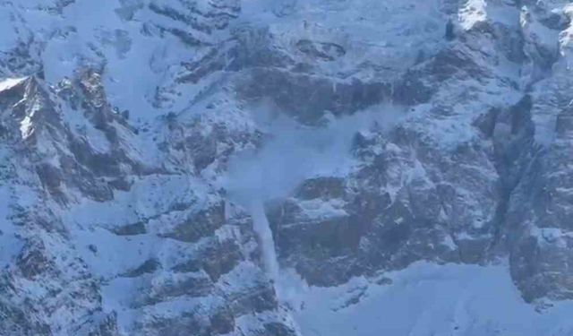 Son Dakika Ağrı Dağı’nda çığ düştü