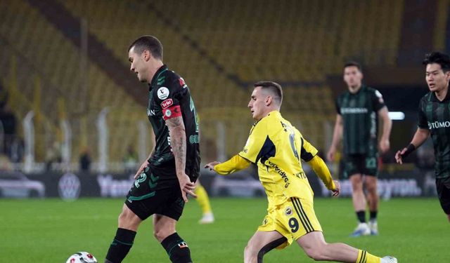 Trendyol Süper Lig: Fenerbahçe: 0 - Konyaspor: 0 (Maç devam ediyor)