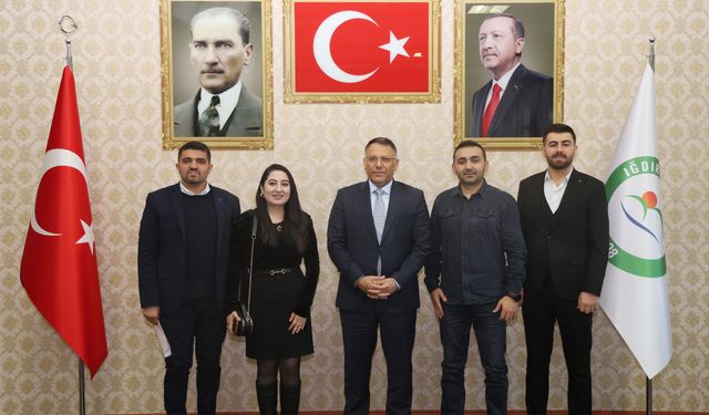 Özel Doğru Eksen Koleji’nden Rektör Gürel’e Ziyaret