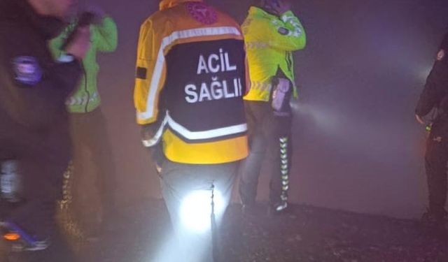 Atilla Hoca ve Eşi Siste Kaza Yaptı