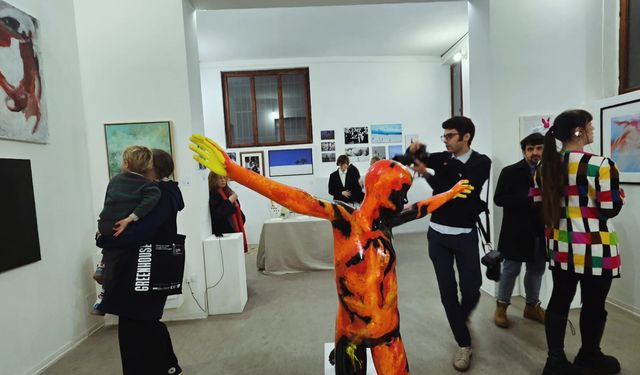 Venedik'te Sanata Iğdır Üniversitesi İmzası!