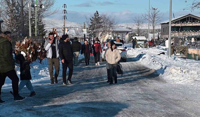 Kar sonrası vatandaşlar Türkiye'nin ilk milli parkına akın etti