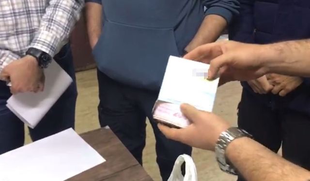 Sağlık çalışanı bulduğu parayı hasta yakınlarına teslim etti