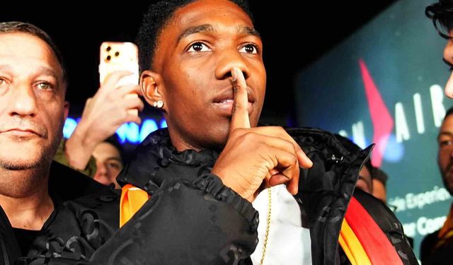 Yeni transfer Yaser Asprilla, İstanbul'a geldi