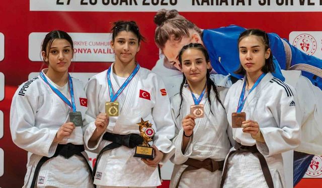 Yunusemreli Kevser'den milli takıma uzanan bronz