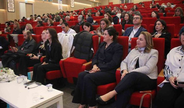 Biruni Üniversitesi ev sahipliğinde 'Sağlıklı Yaşam Tıbbı' sempozyumu düzenlendi