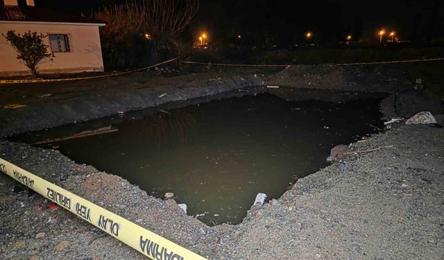 Hatay'da su dolu temelin içindeki toplarını almak isterken düşen 2 kardeş çocuk öldü