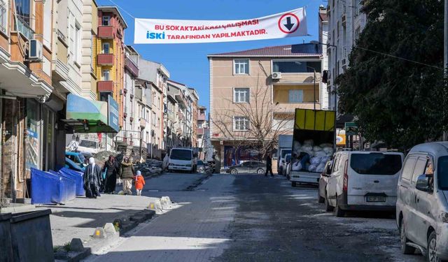 İSKİ, Esenyurt'ta yaptığı kazı çalışmalarının ardından sokakları kapatmadan bıraktı