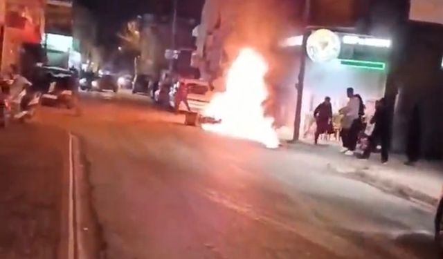 Motosiklet alev alev yandı