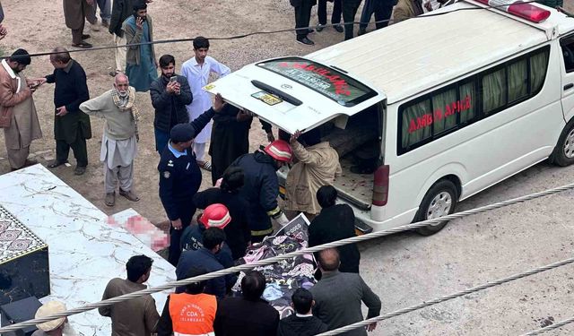 Pakistan'daki cami saldırısında can kaybı 35'e yükseldi