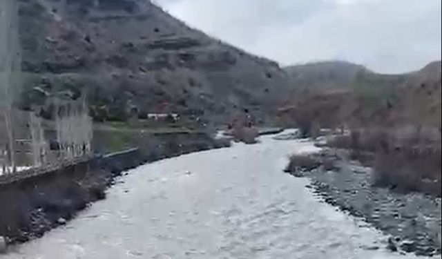 Yağışların ardından Şakirhan Çayı yeniden hayat buldu