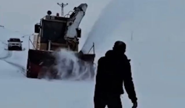 Kardan Kapanan Köy Yolları Ulaşıma Açılıyor