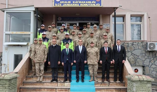 Vali Taşolar’dan Aralık İlçe Jandarma Komutanlığına Ziyaret