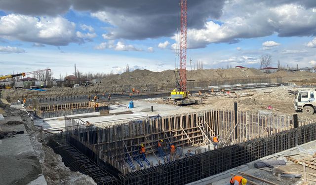 400 Yataklı Devlet Hastanesinin Yapımı Hızla Devam Ediyor