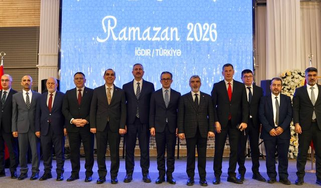 Azerbaycan Dini Kurumlar Komitesi’nin İftar Programına Yoğun İlgi