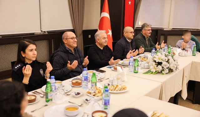 Iğdır Emniyeti’nden Sevgi Evleri’ne Gönül Köprüsü: İftarda Çocuklarla Bir Araya Gelindi