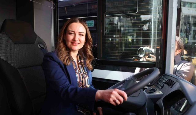 19 hibrit otobüs sahada