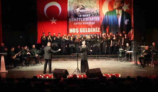 Başkan Çerçioğlu vatandaşları şehitlere saygı konseri ile buluşturdu
