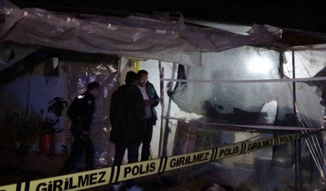 Genç kadın evde silahla göğsünden vurulmuş halde ölü bulundu