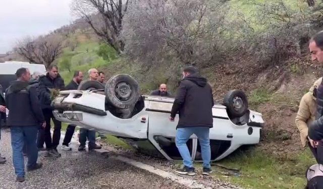 Kontrolden çıkan otomobil takla attı