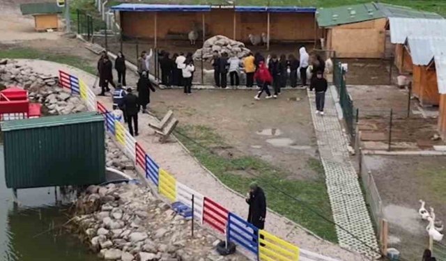 Öğrencilere çevre eğitimi