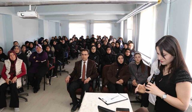 Öğrencilere verem hastalığı anlatıldı