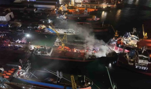 Yangın: Çok sayıda ekip sevk edildi