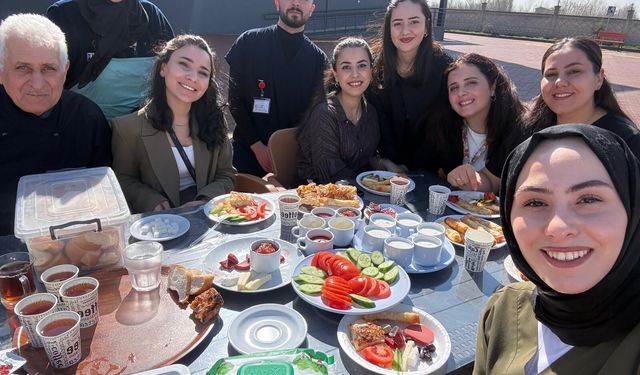Iğdır Özel Bakım Merkezinde Nevruz Şöleni