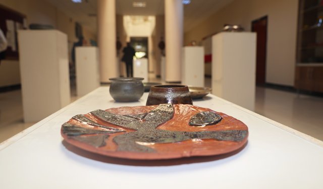 Iğdır Üniversitesinde Seramik Sergisi Sanataeverlerle Buluştu