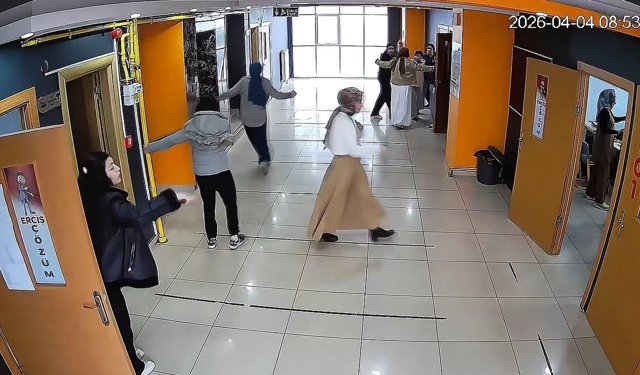 5.2 büyüklüğündeki depremde korku dolu anlar