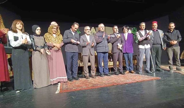 Erzurum Şehir Tiyatrosu, 'Kılıbık Hayrullah' oyunu ile Türkiye turnesine çıkıyor