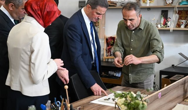 Erzurum'da 'Sanatın diliyle değerlerimiz' sergisi açıldı