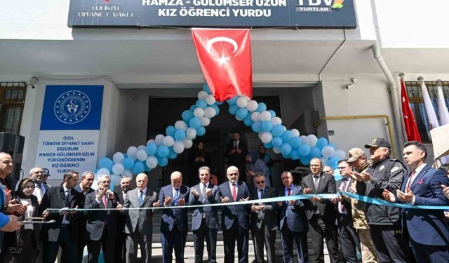 Erzurum'da yükseköğrenim kız yurdu törenle açıldı